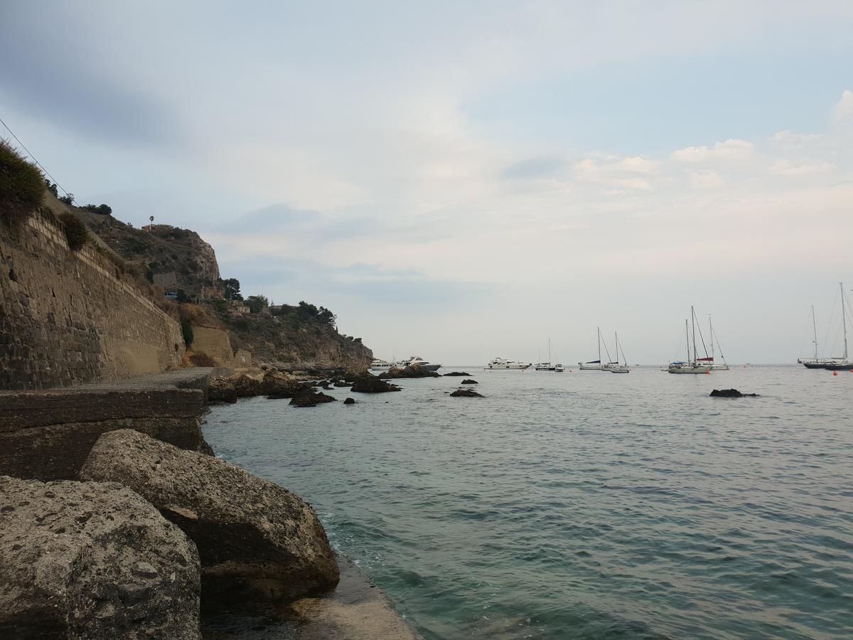 Th Luxury Rooms & Apartment Giardini Naxos Exterior foto